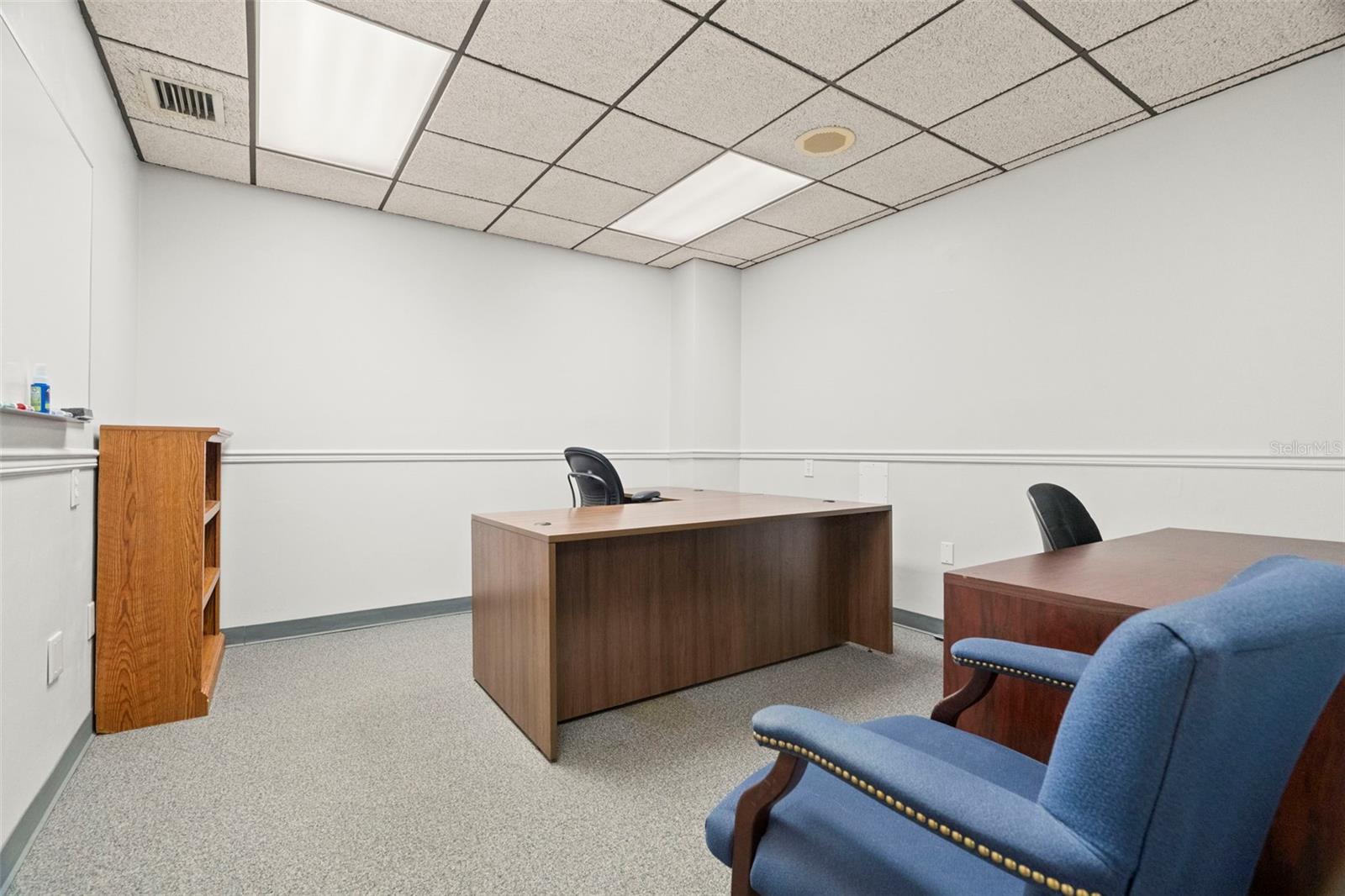 Image 11 of 36 For 5999 Central Avenue 200