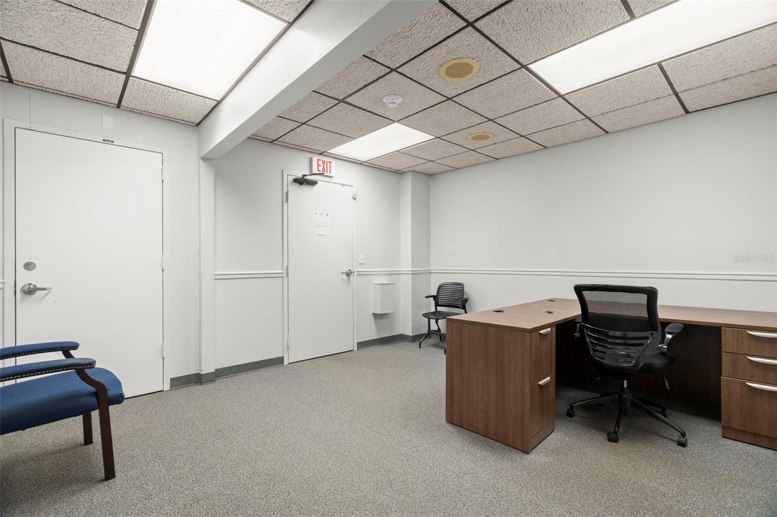 Image 13 of 36 For 5999 Central Avenue 200