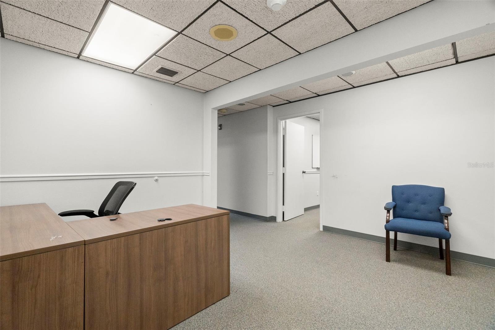 Image 14 of 36 For 5999 Central Avenue 200