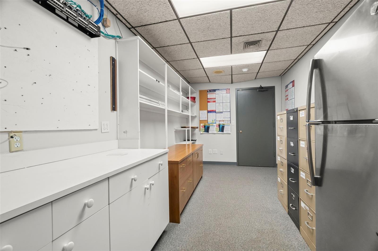 Image 17 of 36 For 5999 Central Avenue 200