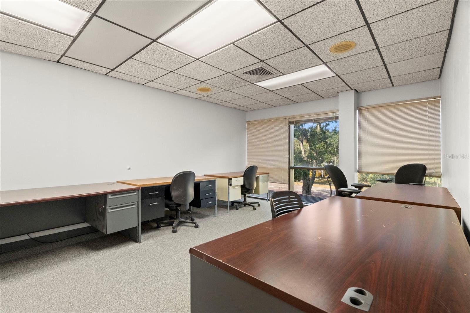 Image 18 of 36 For 5999 Central Avenue 200