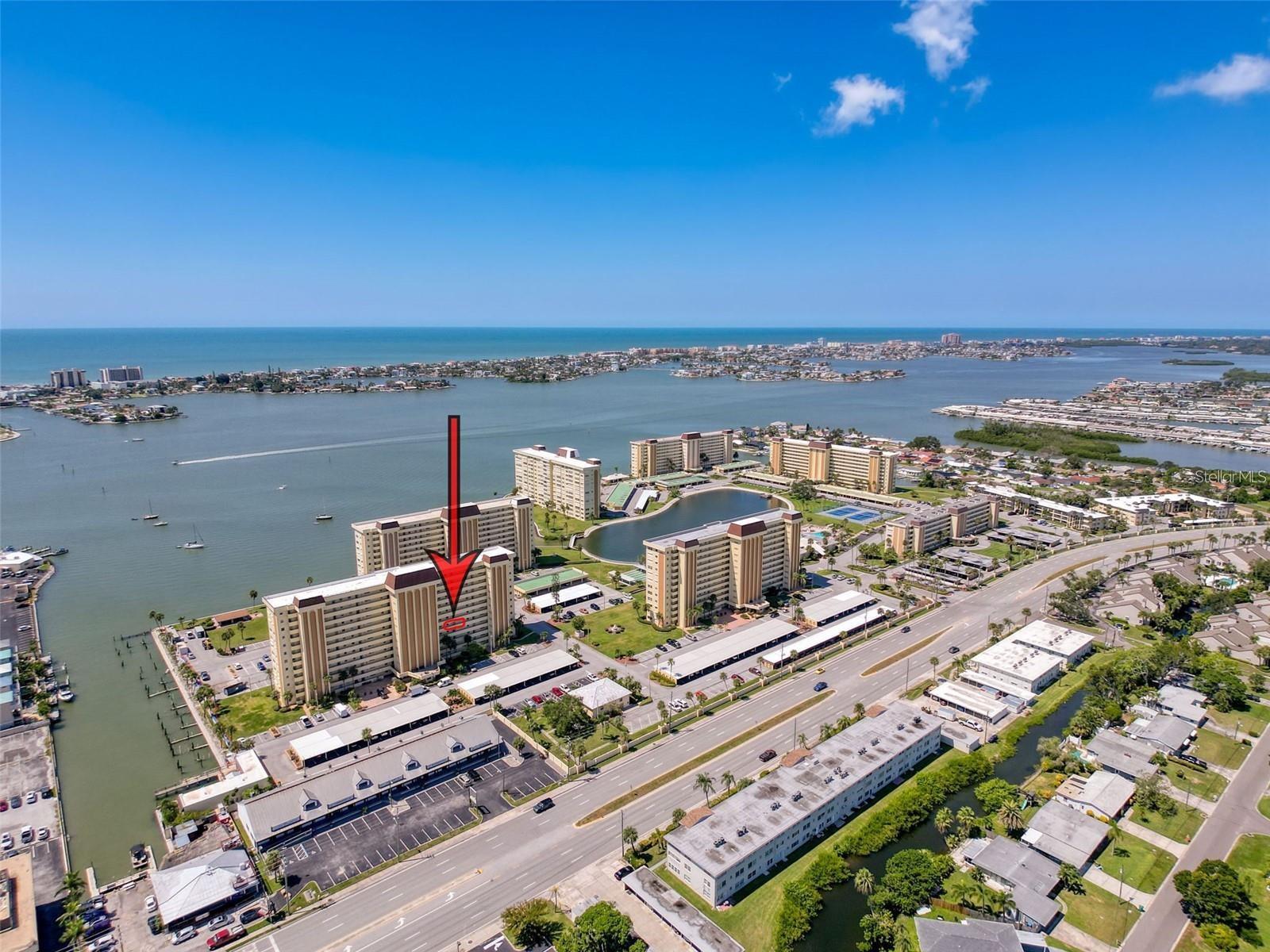 Image 25 of 32 For 4550 Cove Circle 507