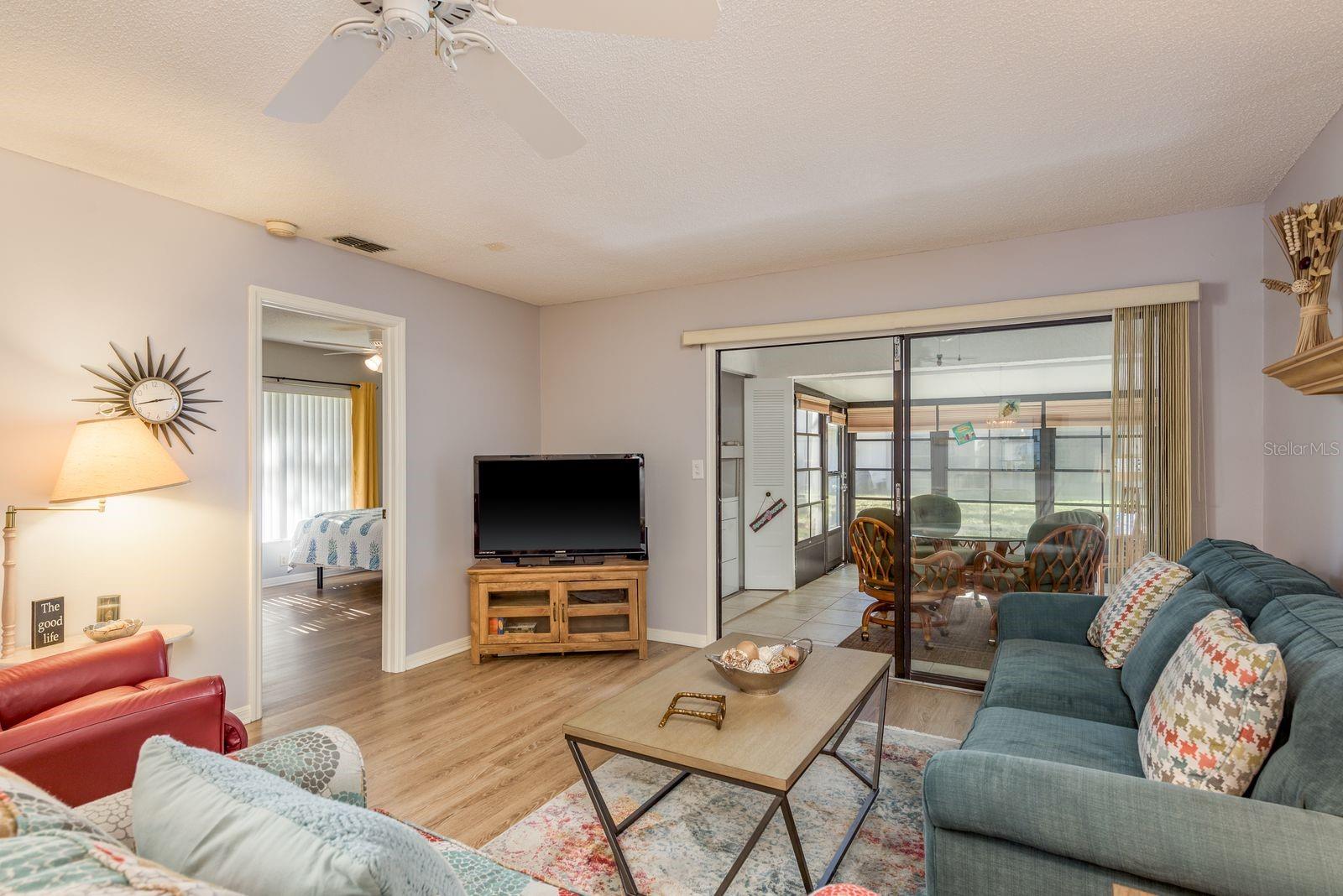 Image 12 of 30 For 7621 Muttontown Lane