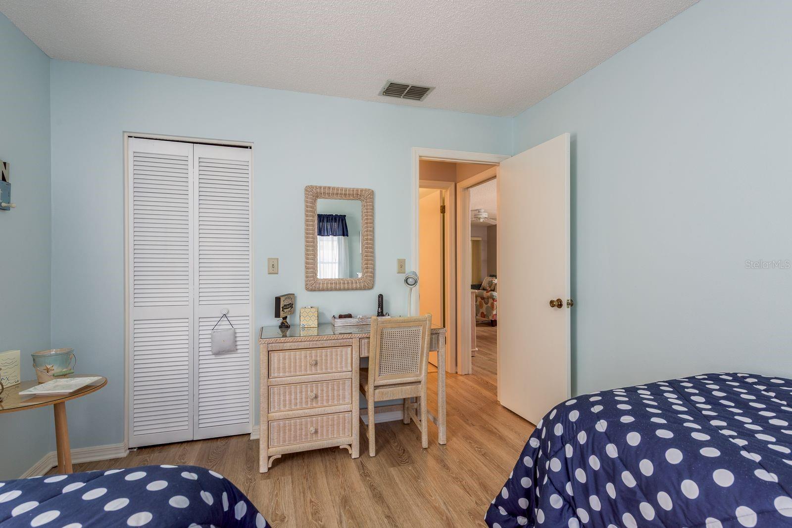 Image 20 of 30 For 7621 Muttontown Lane