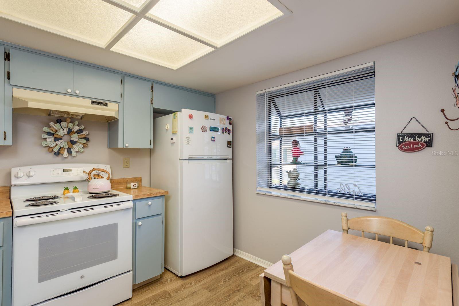 Image 8 of 30 For 7621 Muttontown Lane