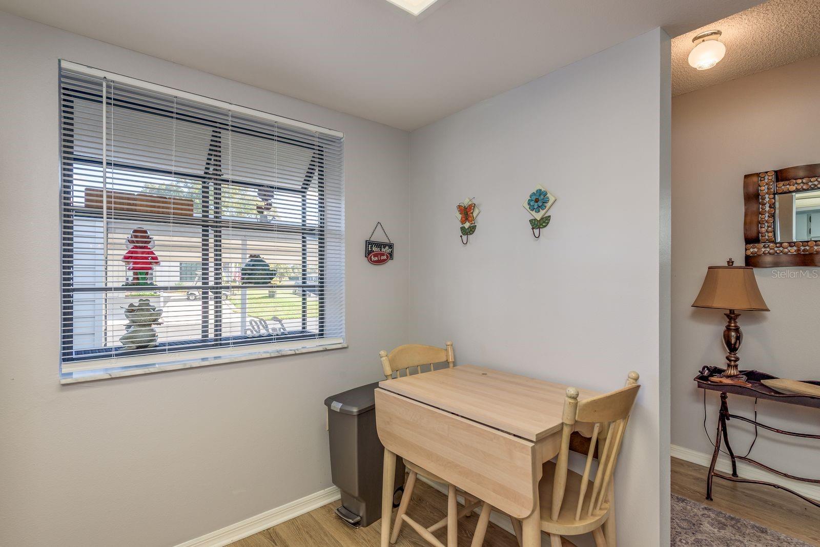 Image 9 of 30 For 7621 Muttontown Lane