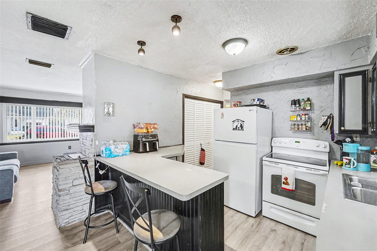 Image 4 of 18 For 704 Brookside Drive