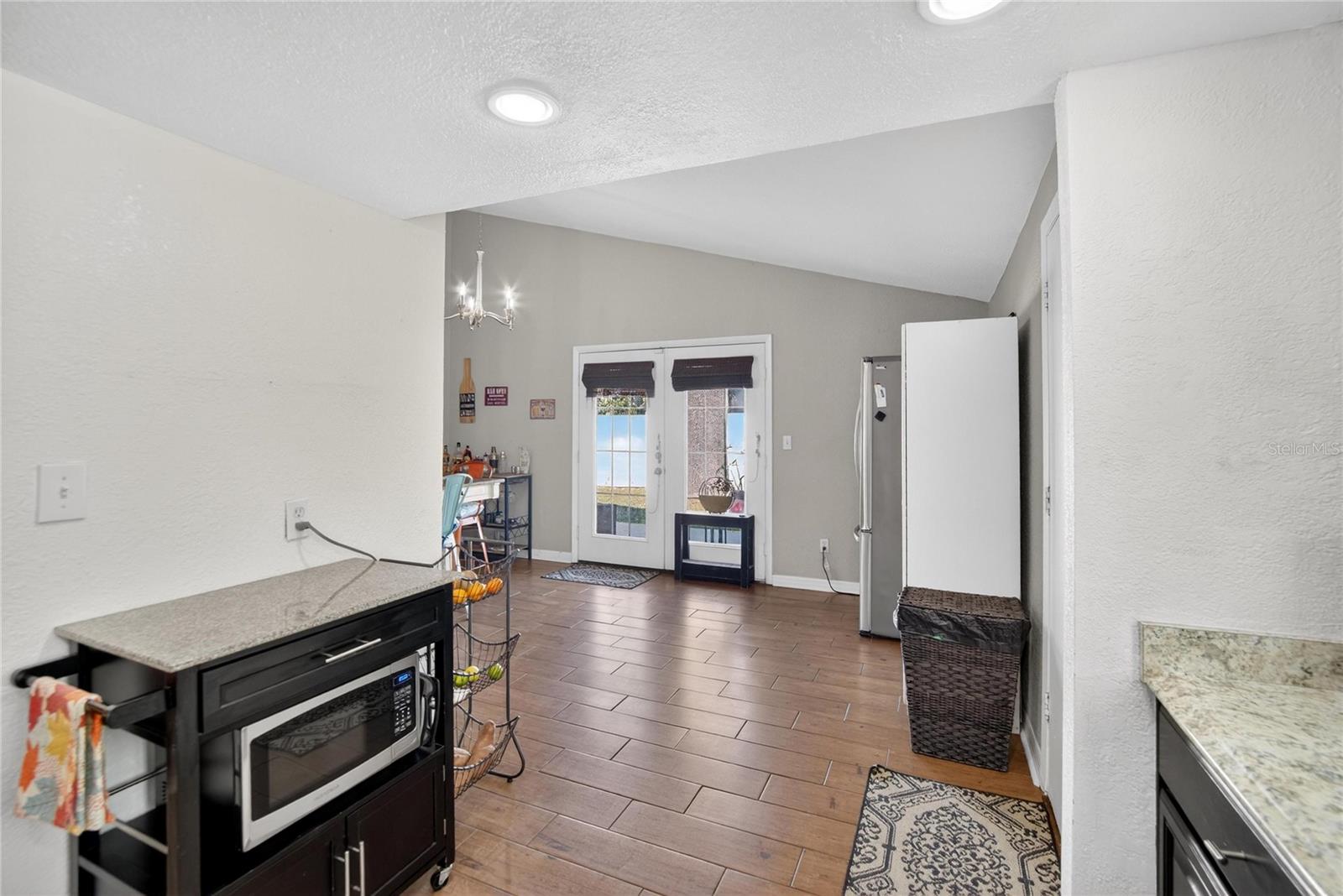 Image 13 of 68 For 1009 Lenna Avenue