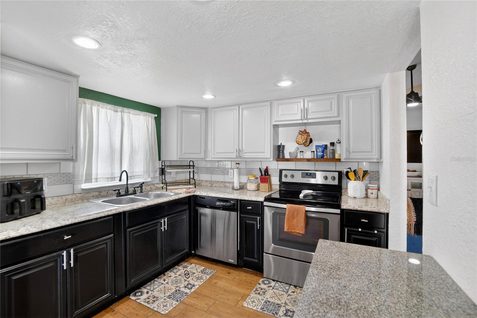 Image 14 of 68 For 1009 Lenna Avenue