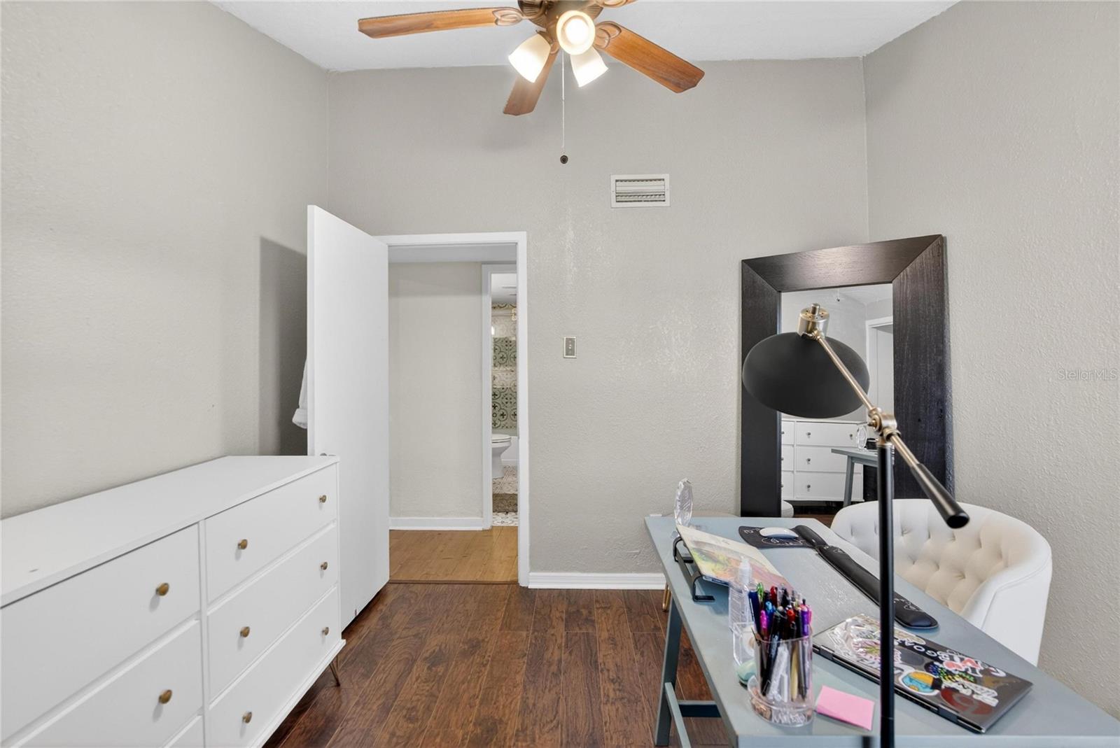 Image 22 of 68 For 1009 Lenna Avenue