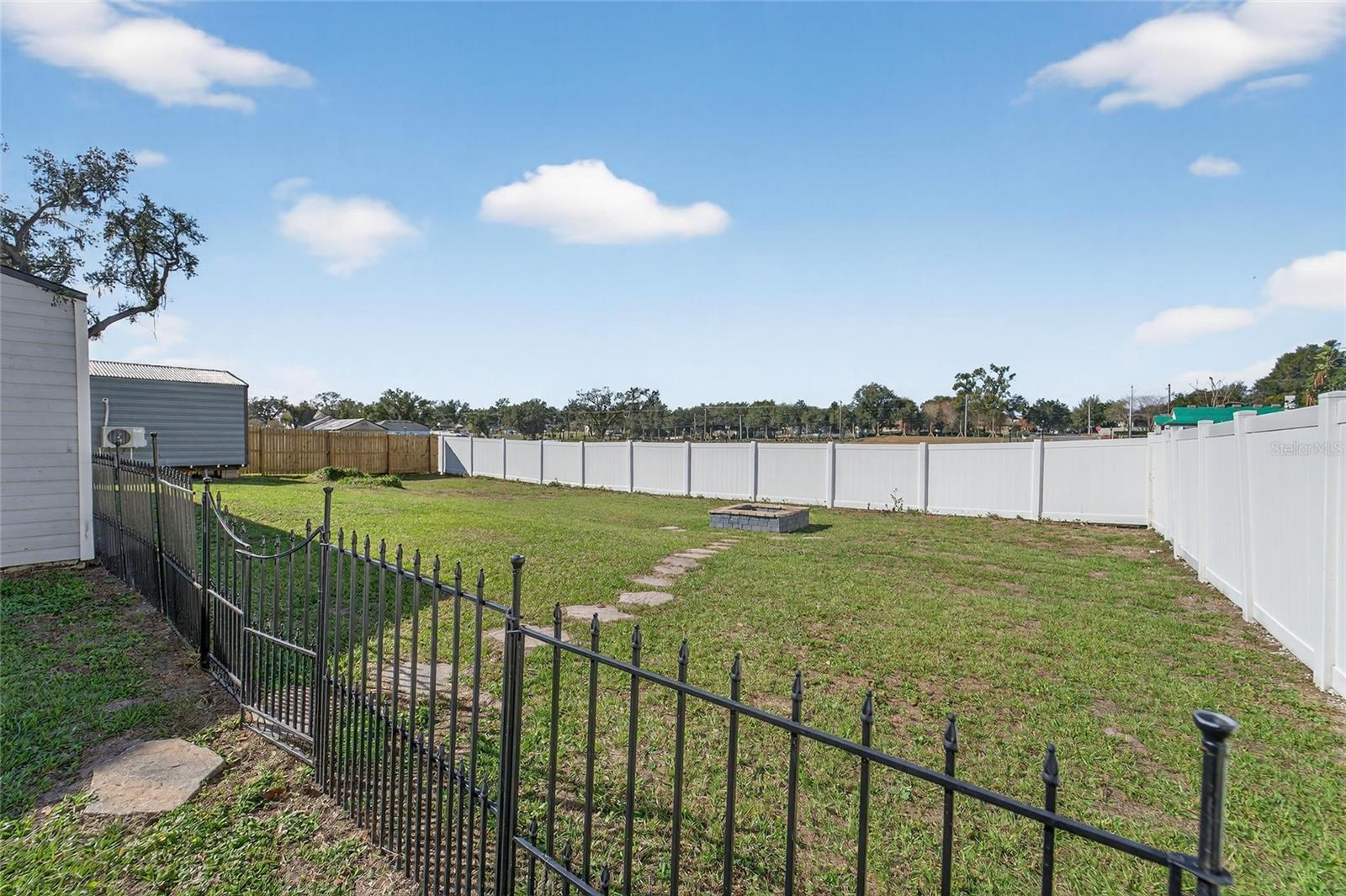 Image 49 of 68 For 1009 Lenna Avenue