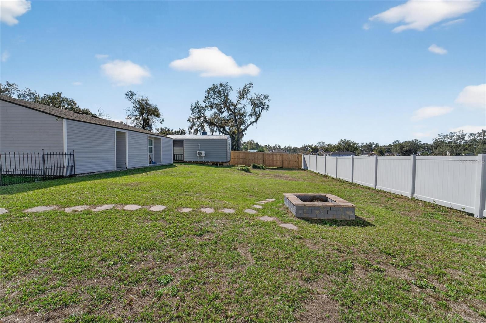 Image 50 of 68 For 1009 Lenna Avenue