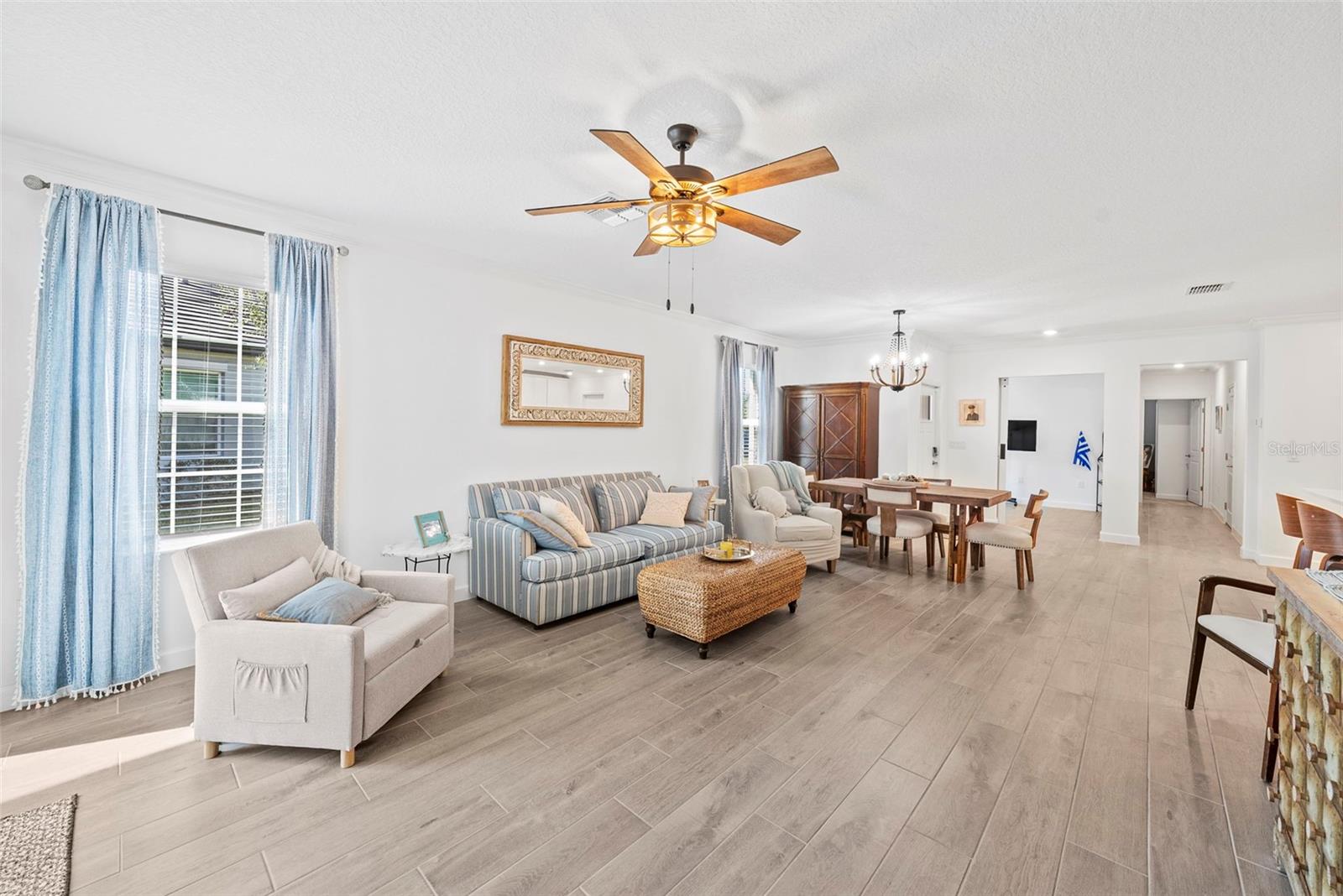 Image 12 of 42 For 16890 Forge Surf Street