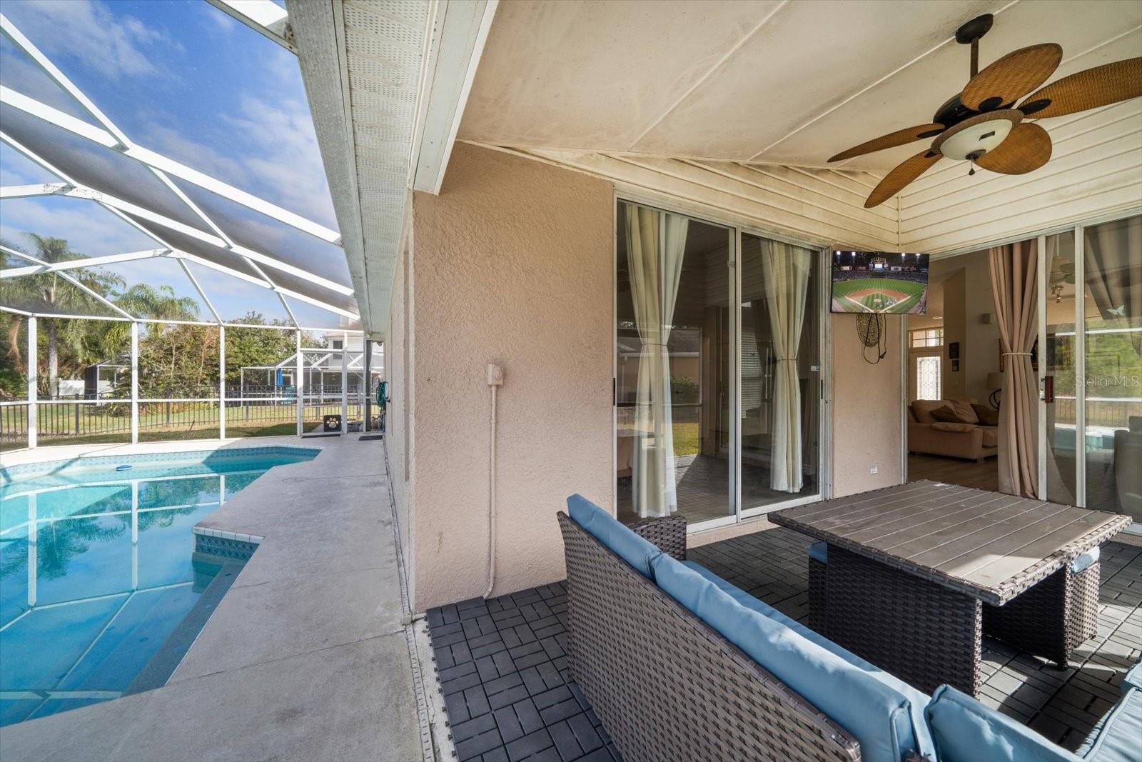 Listing photo id 20 for 5650 Bridgeton Court