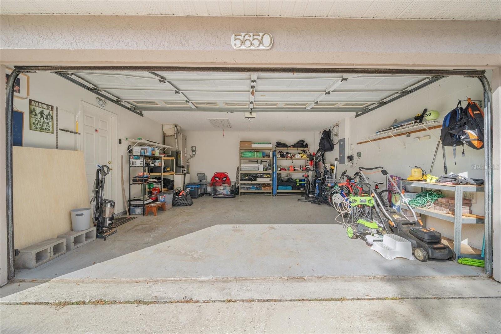 Listing photo id 34 for 5650 Bridgeton Court