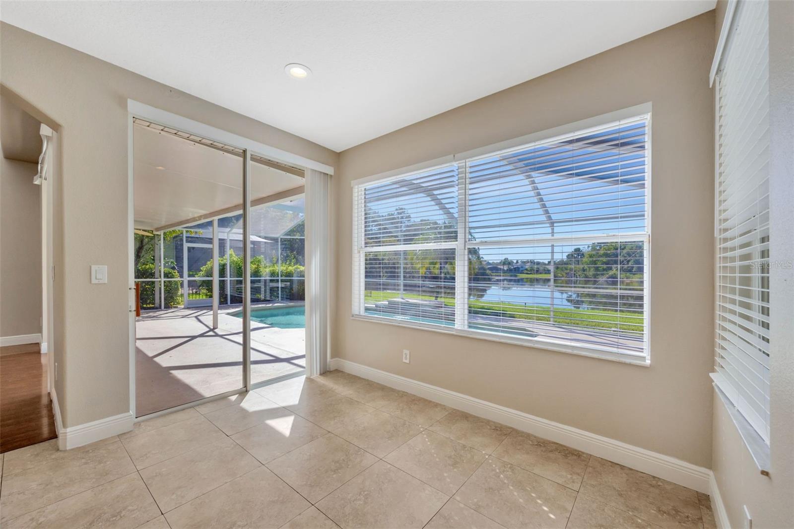 Image 10 of 31 For 16323 Bridgewalk Drive