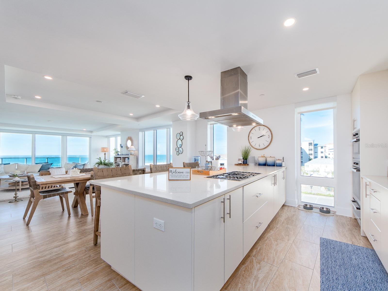 Image 29 of 77 For 15 Avalon Street 403