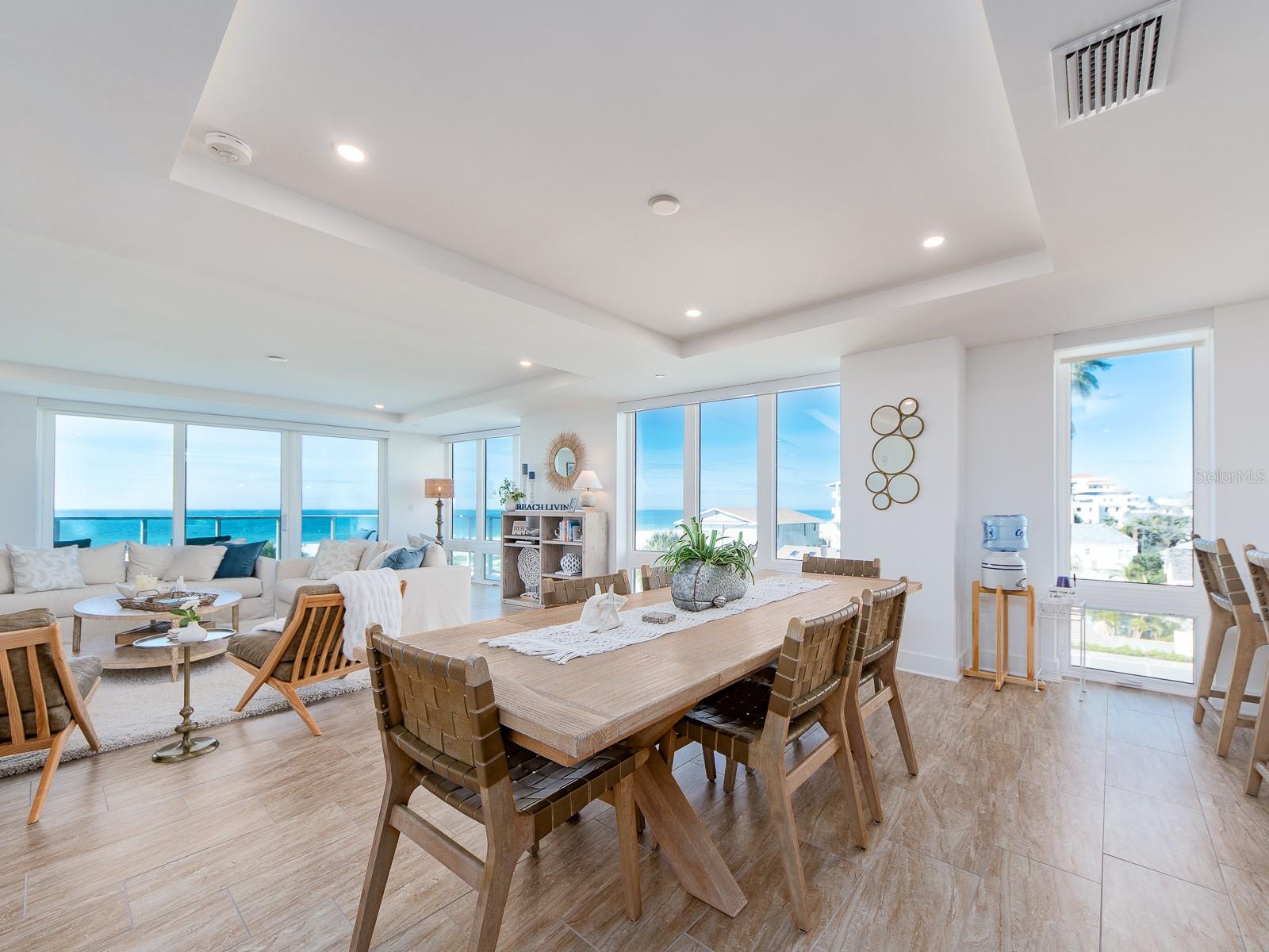 Image 36 of 77 For 15 Avalon Street 403