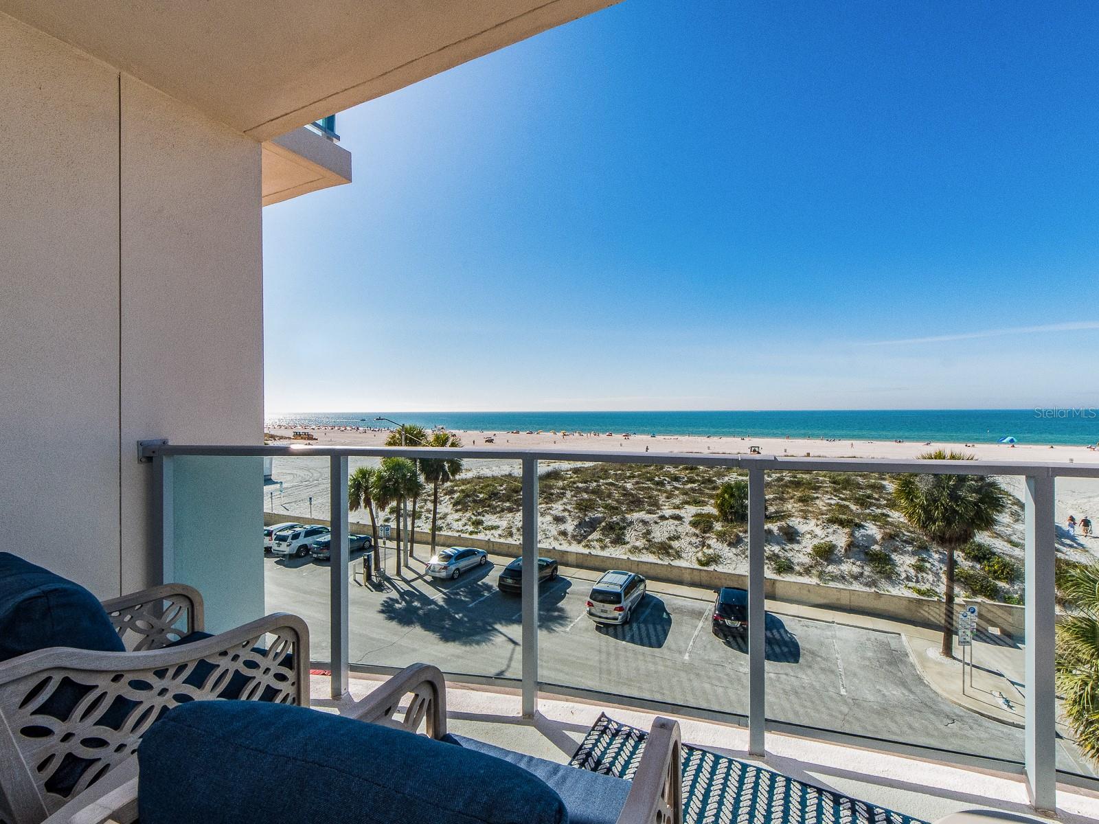 Image 43 of 77 For 15 Avalon Street 403