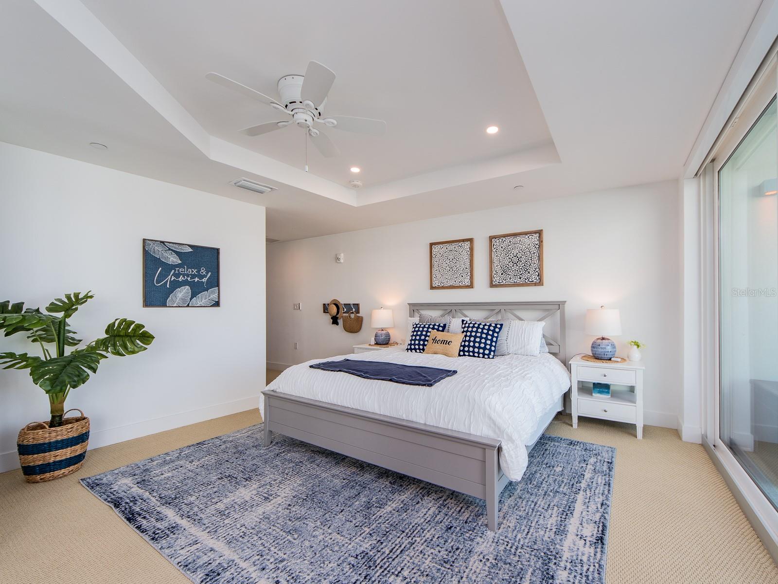 Image 48 of 77 For 15 Avalon Street 403