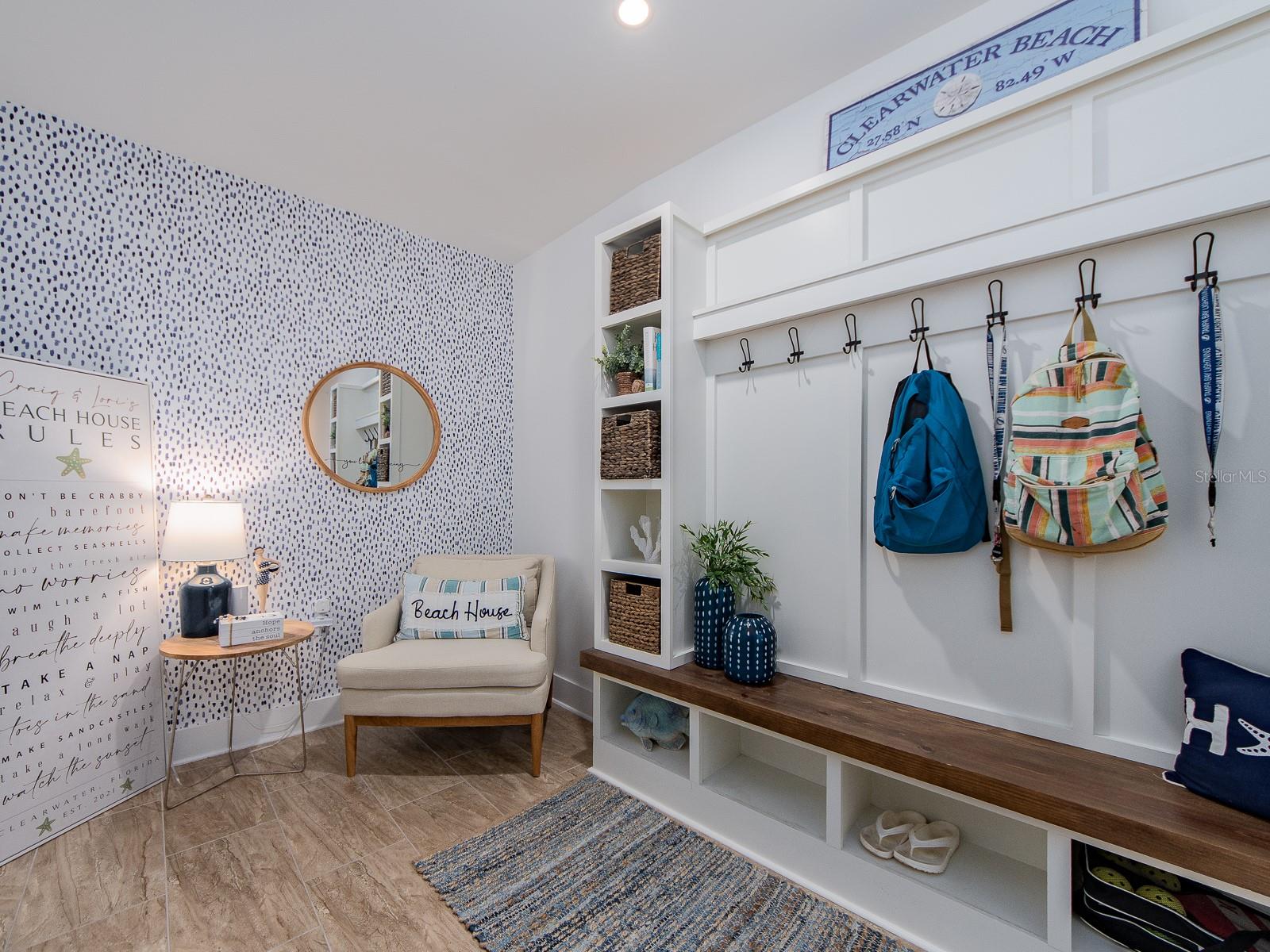 Image 6 of 77 For 15 Avalon Street 403