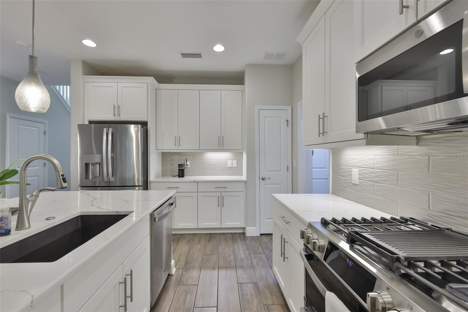 Image 15 of 51 For 2262 Spring Lake Court