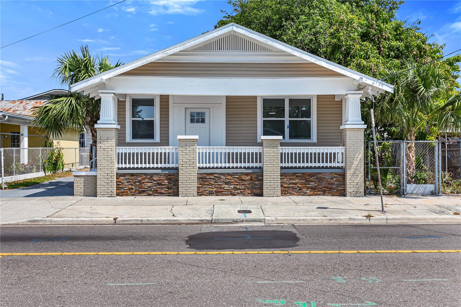 Image 25 of 26 For 1522 21st Avenue