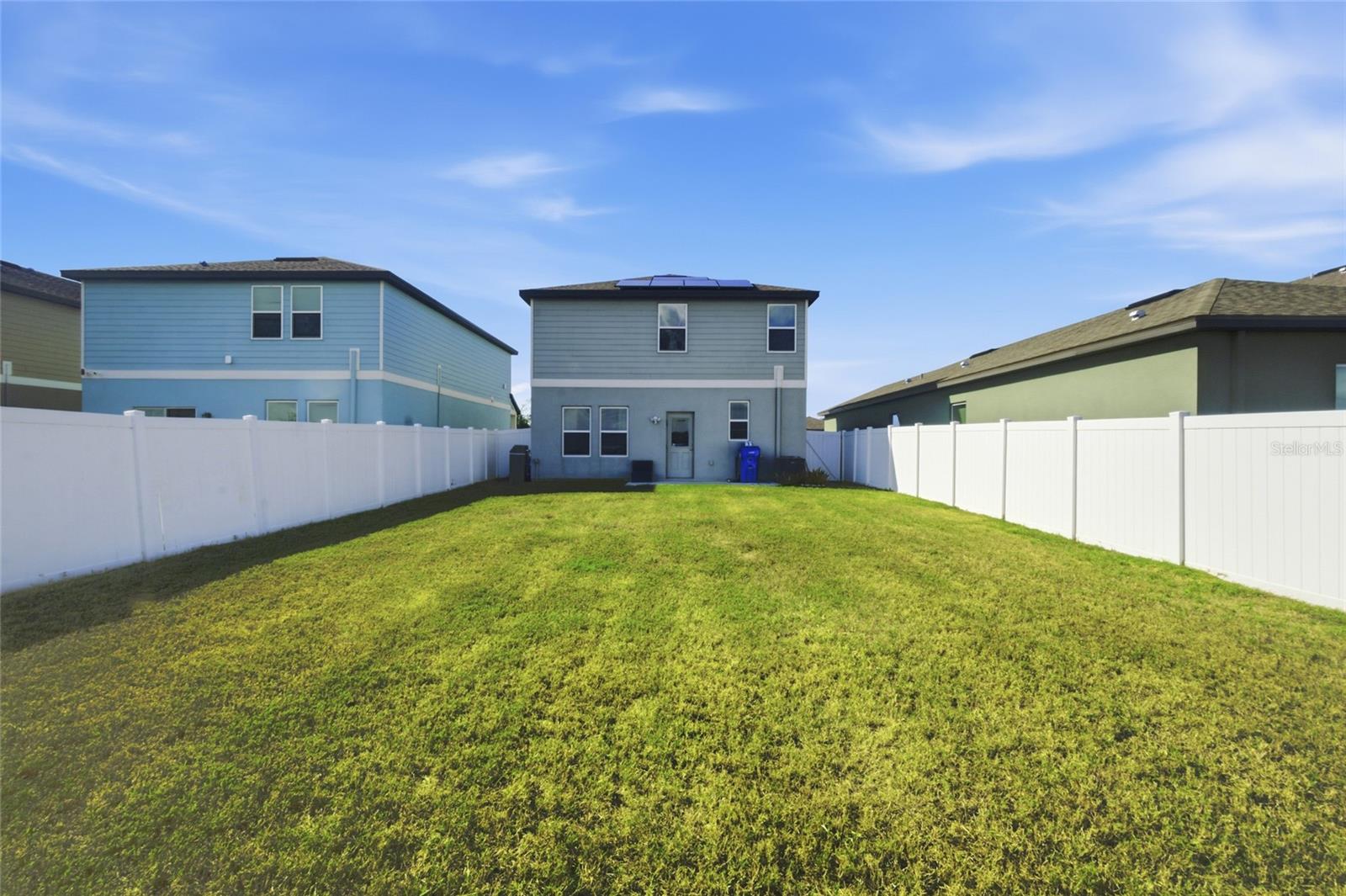 Image 25 of 32 For 831 Sunlit Coral Street