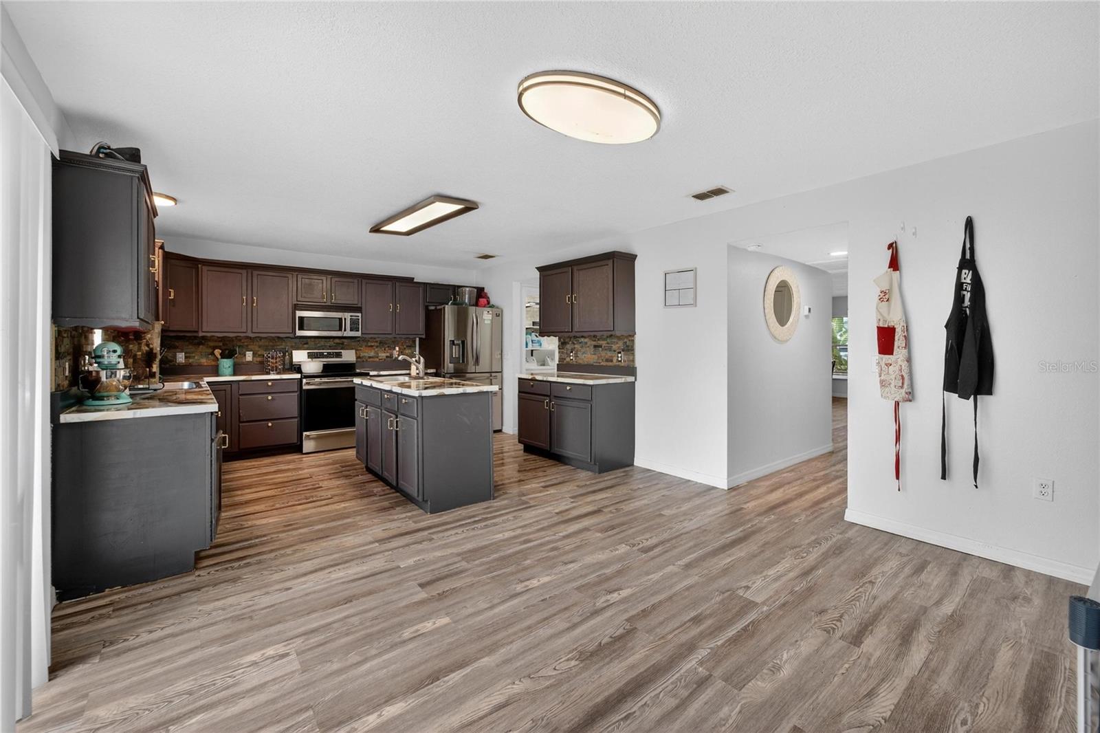 Image 18 of 53 For 10325 Frog Pond Drive