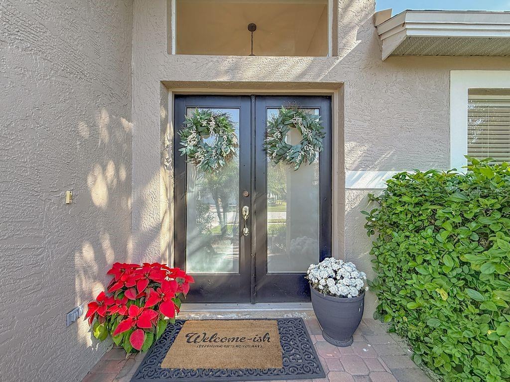 Image 5 of 72 For 220 Bay Arbor Boulevard