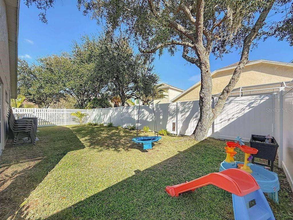 Image 55 of 72 For 220 Bay Arbor Boulevard