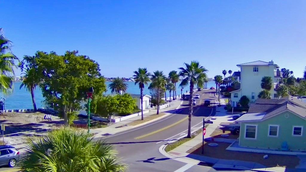 Image 2 of 10 For 1300 Pass A Grille Way