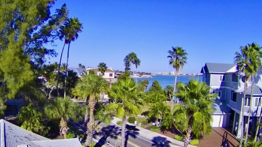 Image 4 of 10 For 1300 Pass A Grille Way