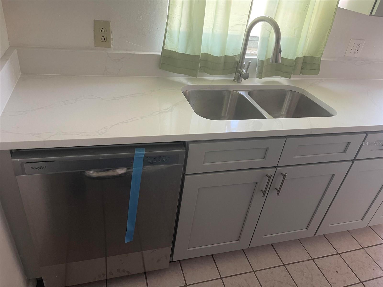 Image 2 of 10 For 6410 Moss Way