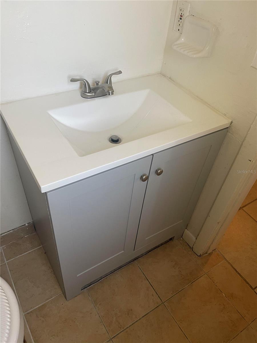 Image 8 of 10 For 6410 Moss Way