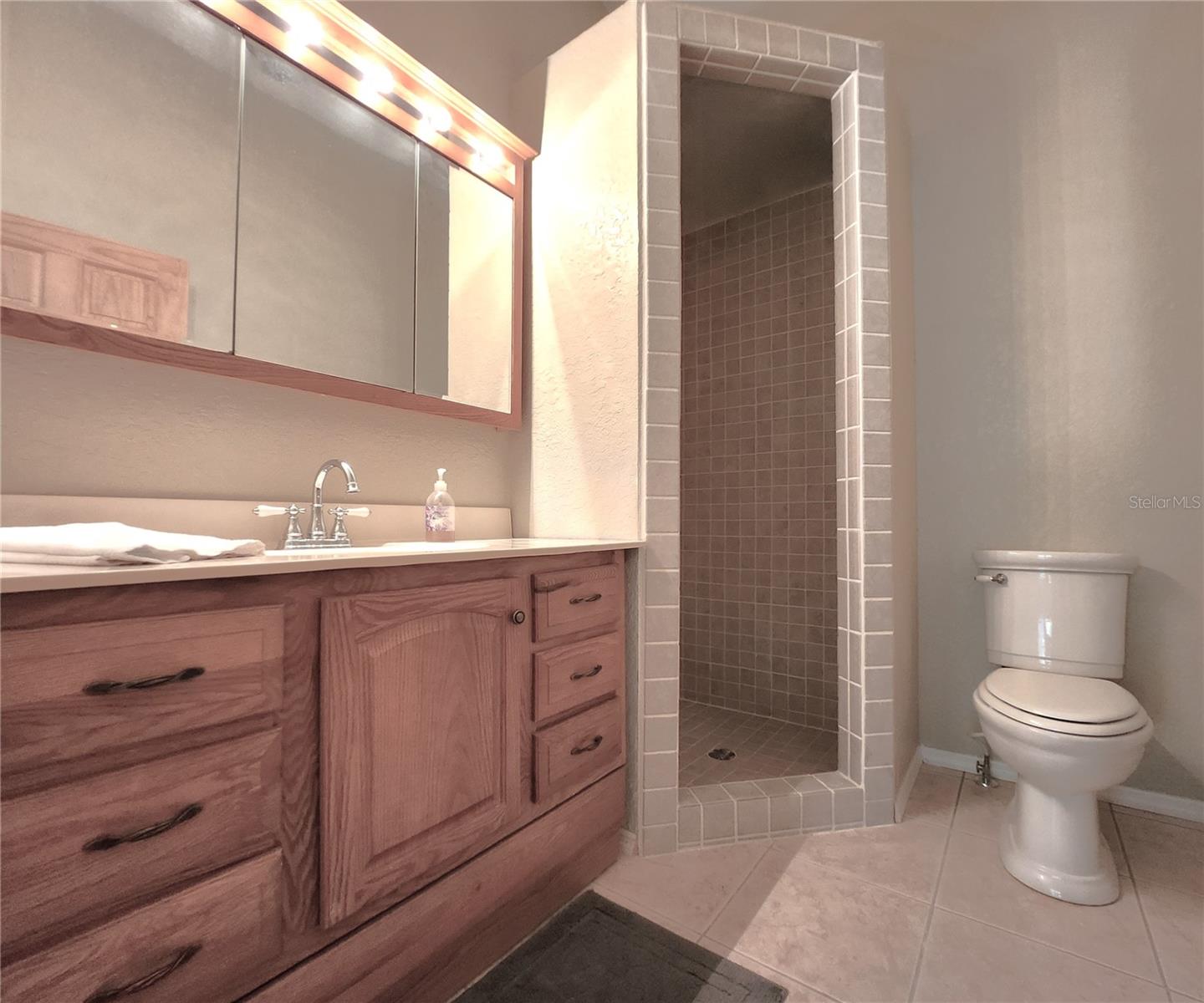 Image 39 of 55 For 102 17th Street Ne