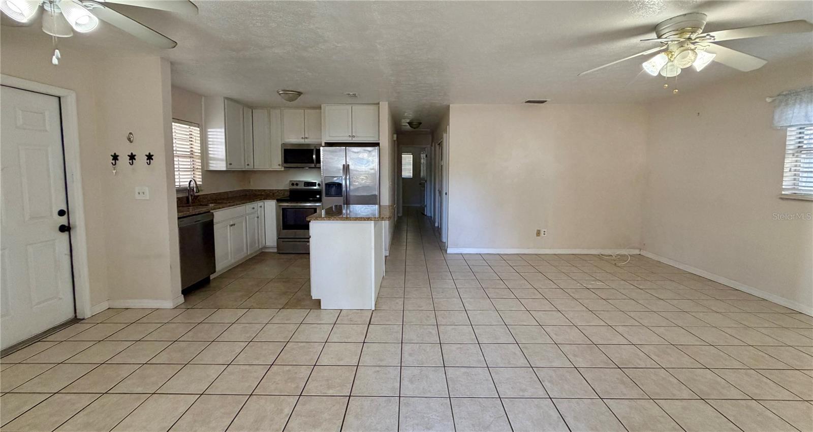 Image 3 of 12 For 5502 Elkins Avenue