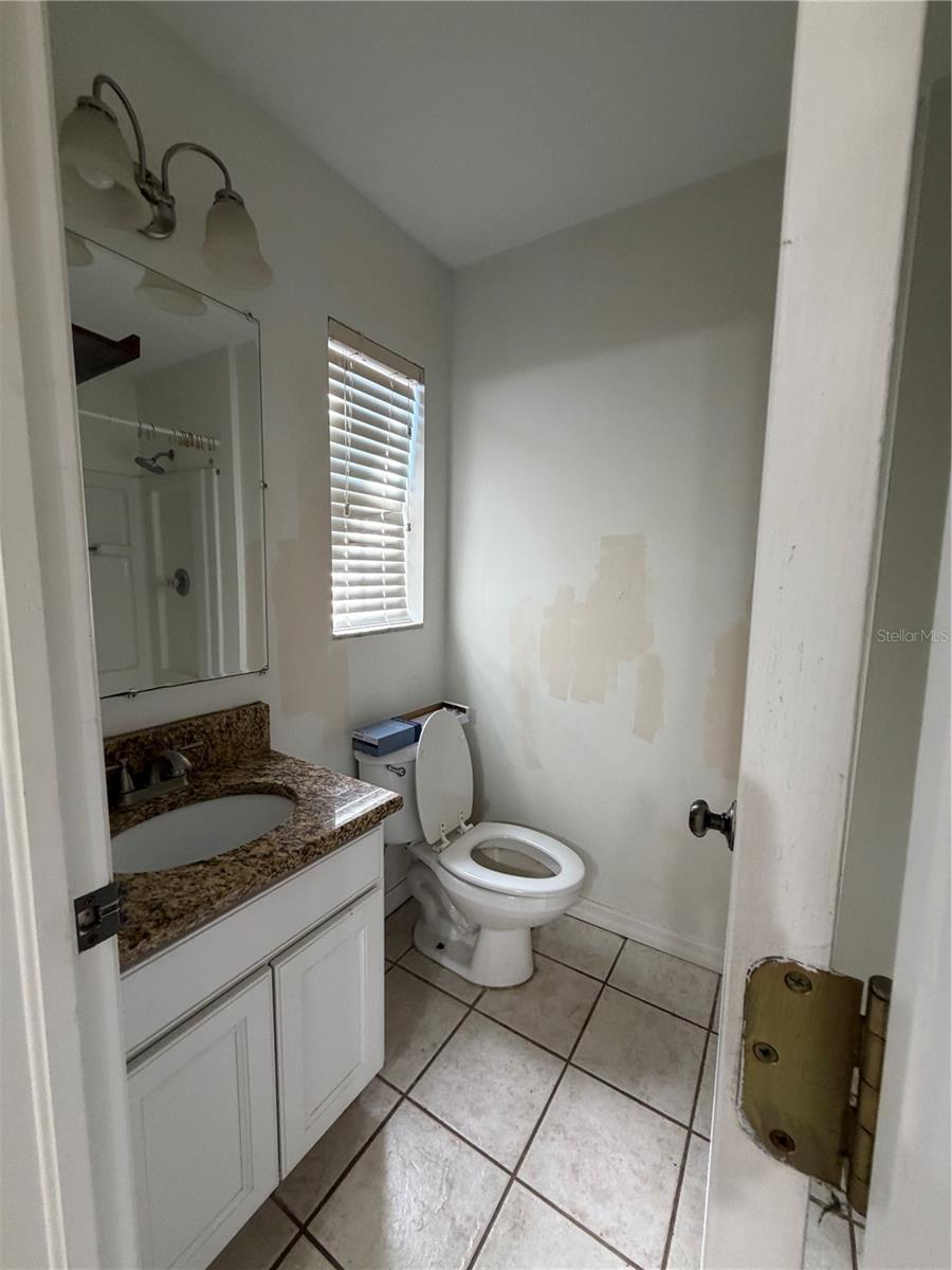 Image 7 of 12 For 5502 Elkins Avenue