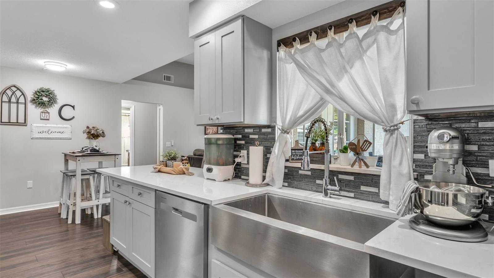 Image 19 of 46 For 130 Bergen Circle