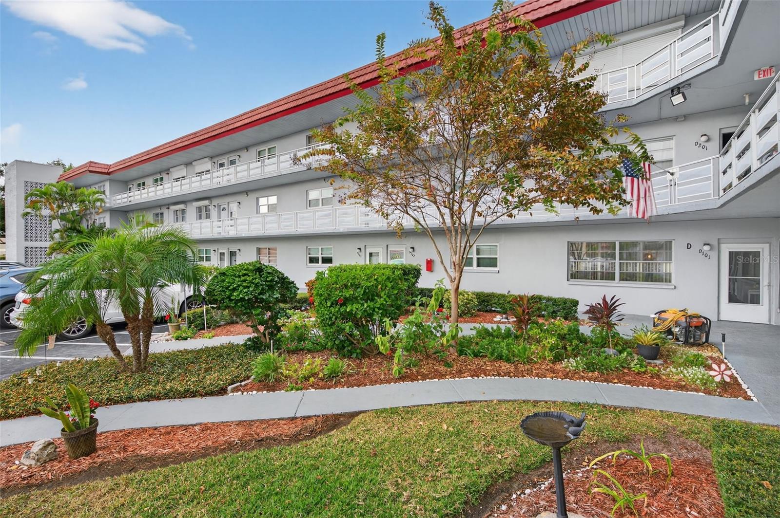 Details for 5660 80th Street N D101, ST PETERSBURG, FL 33709