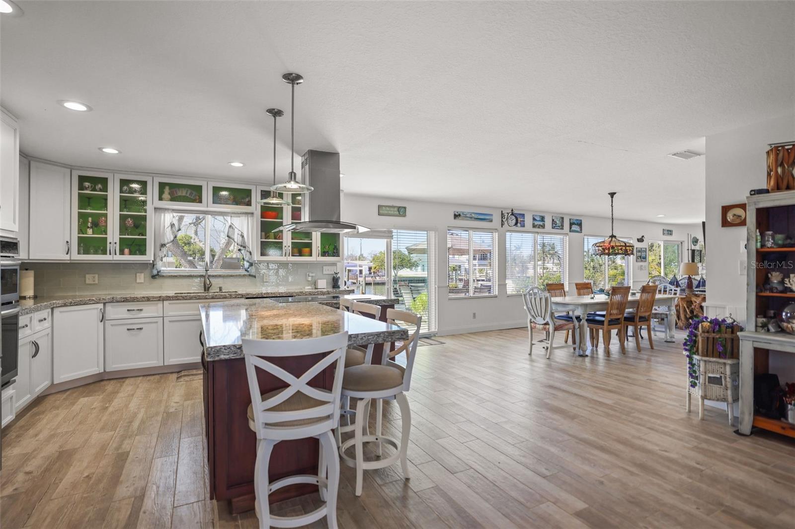 Image 10 of 47 For 600 Normandy Road