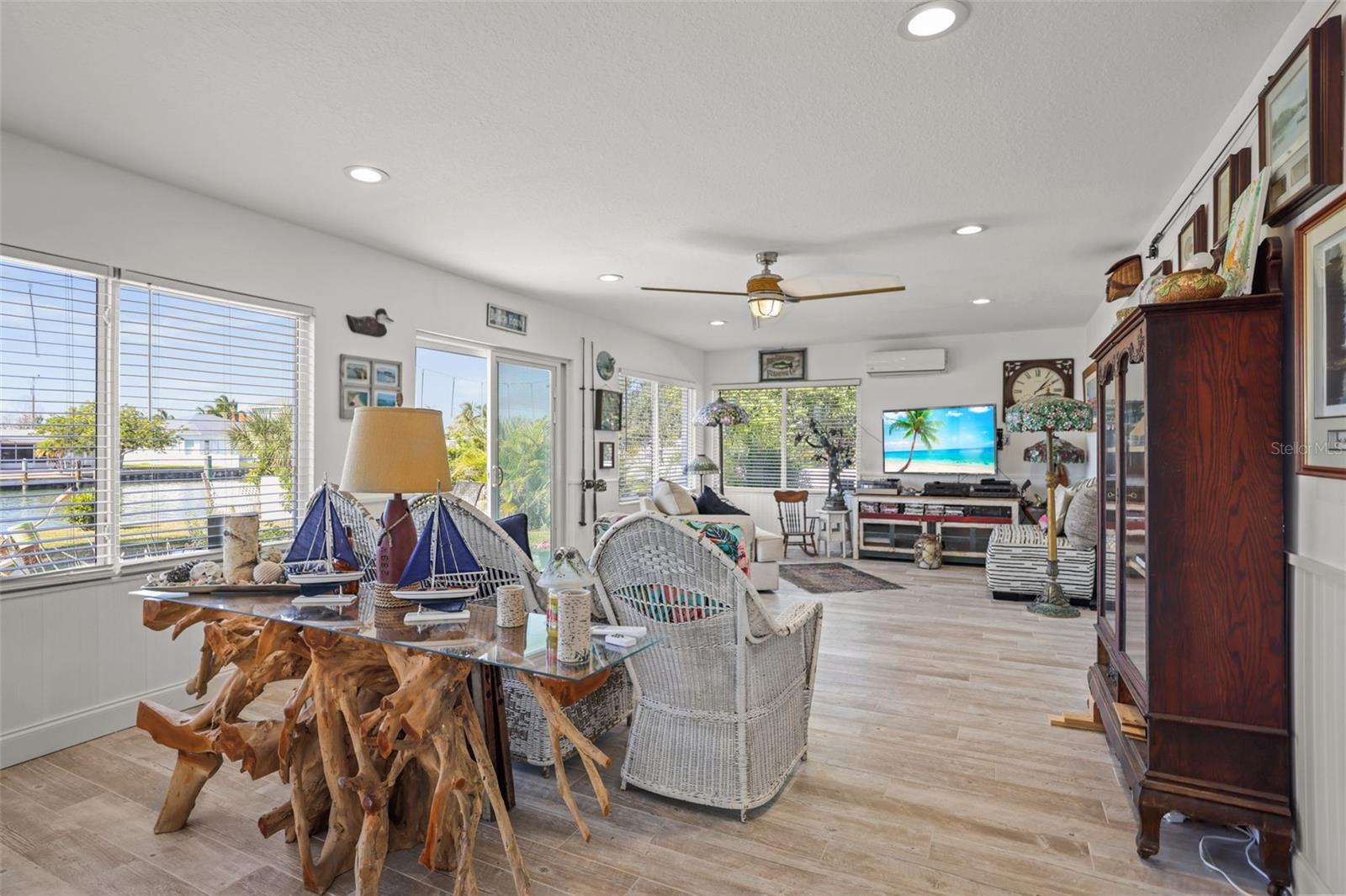 Image 15 of 47 For 600 Normandy Road