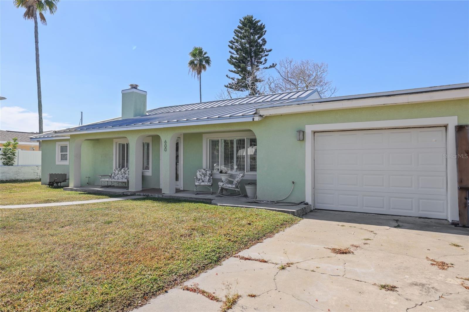 Image 37 of 47 For 600 Normandy Road