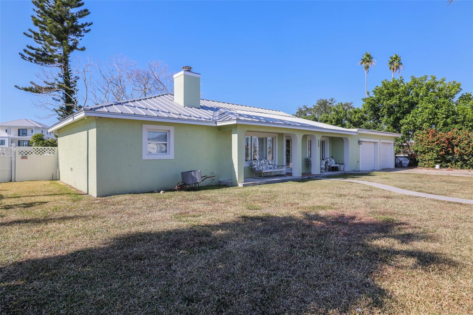 Image 38 of 47 For 600 Normandy Road