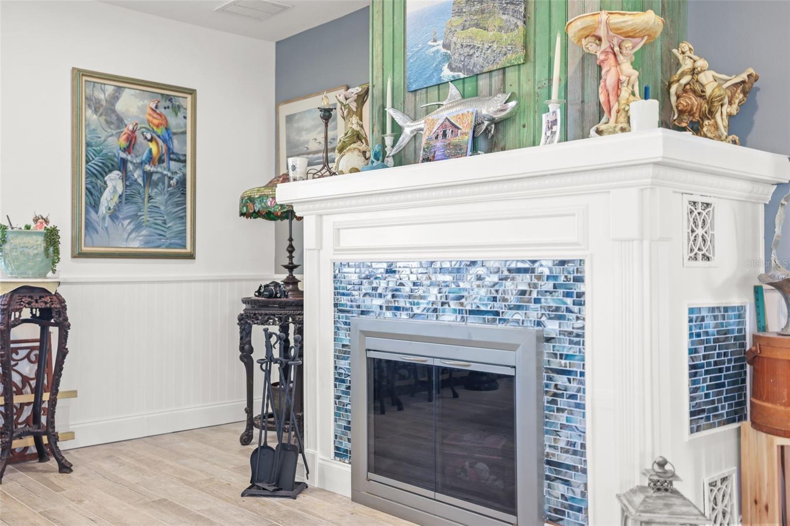 Image 7 of 47 For 600 Normandy Road