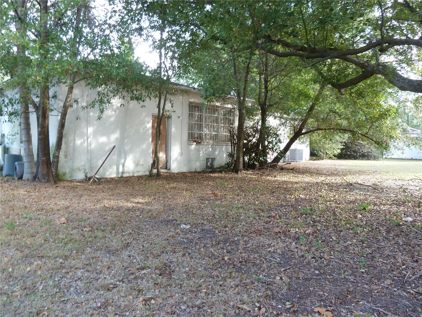 Image 2 of 7 For 1006 Adalee Street