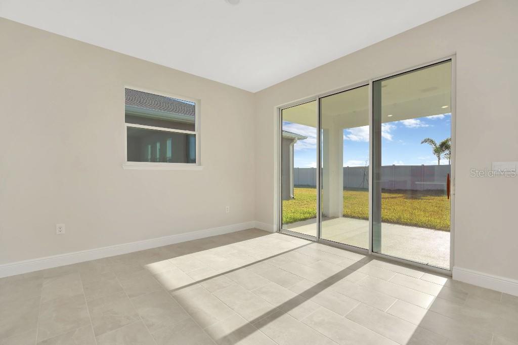 Image 11 of 52 For 130 Mangrove Manor Drive