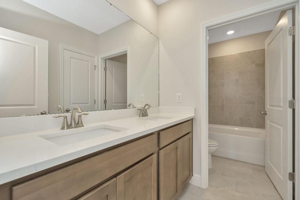 Image 24 of 52 For 130 Mangrove Manor Drive