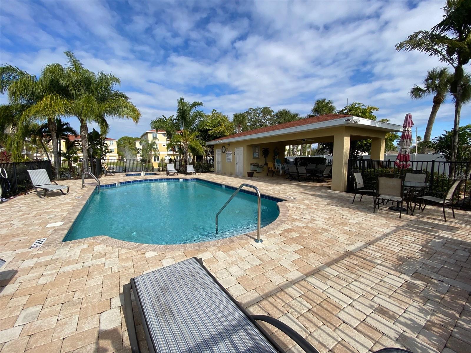 Image 39 of 50 For 6394 Banyan Boulevard 304