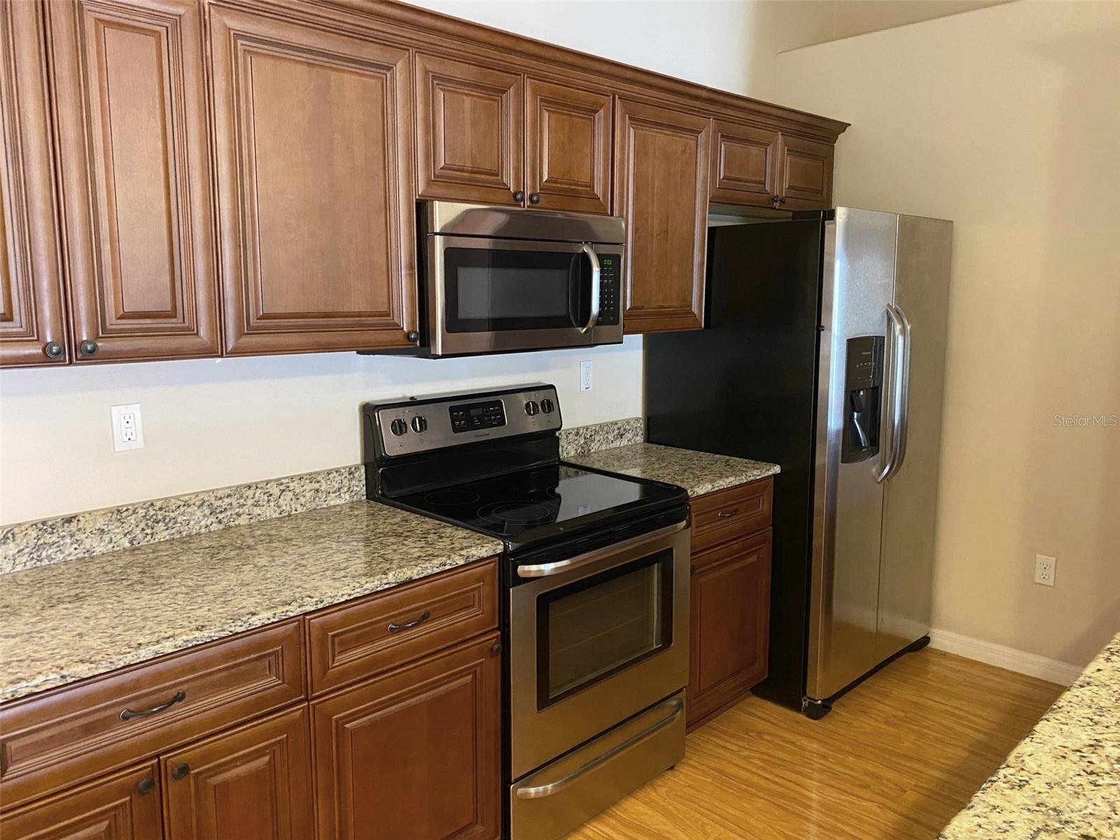 Image 6 of 50 For 6394 Banyan Boulevard 304